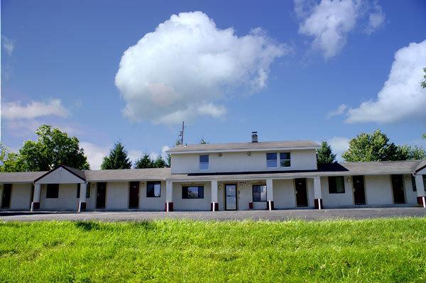Appalachian Motel Vernon Exterior photo